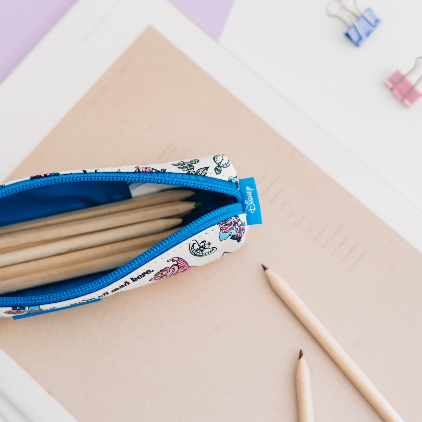 Disney Rektangulært Penal - Alice i Eventyrland