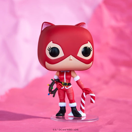pop-catwoman-with-candy-cane-525