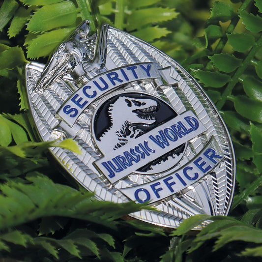pins-jurassic-park-security-officer-fanattik