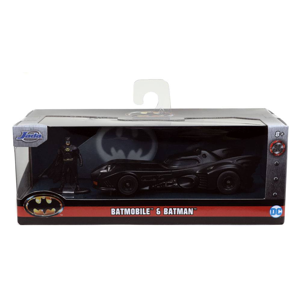 hollywood-rides-batmobile-et-batman-jada-toys