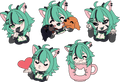 Momo Pin Set