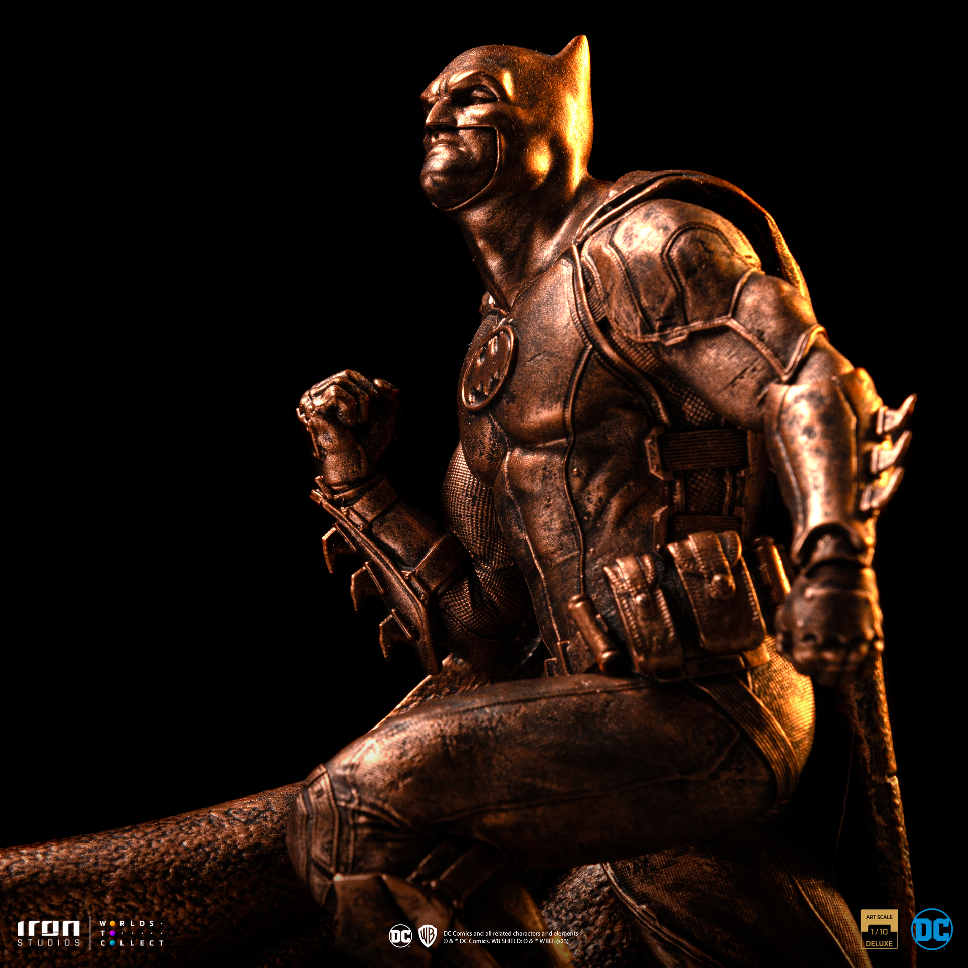 Statue Batman Deluxe (Bronze Version) - DC Comics - Art Scale 1/10