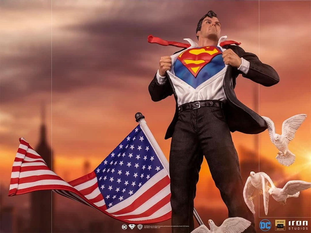 Statue Clark Kent - DC Comics - Art Scale 1/10