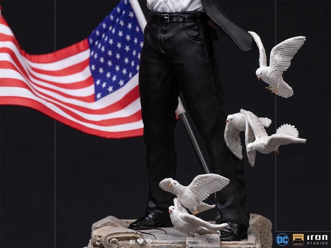 Statue Clark Kent - DC Comics - Art Scale 1/10
