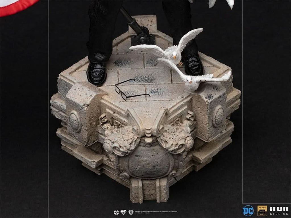 Statue Clark Kent - DC Comics - Art Scale 1/10