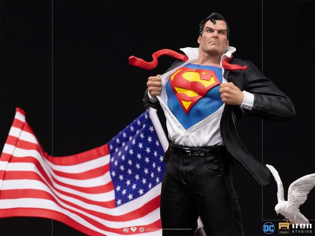Statue Clark Kent - DC Comics - Art Scale 1/10