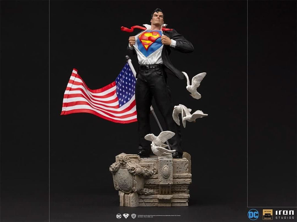 Statue Clark Kent - DC Comics - Art Scale 1/10