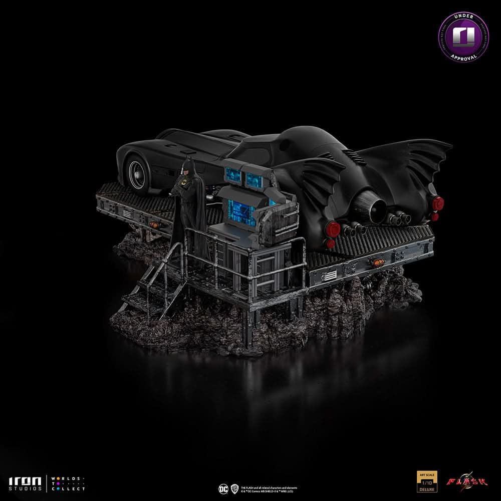 Statue Batmobile Deluxe - The Flash Movie - Art Scale 1/10 - DC Comics