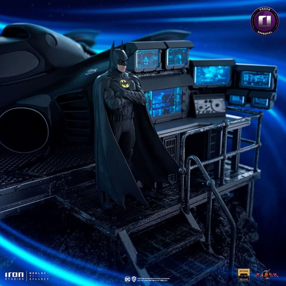 Statue Batmobile Deluxe - The Flash Movie - Art Scale 1/10 - DC Comics