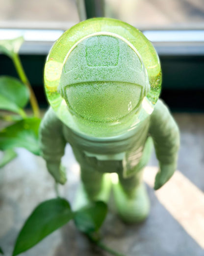 Boule à Neige Astronaute Géant Vert