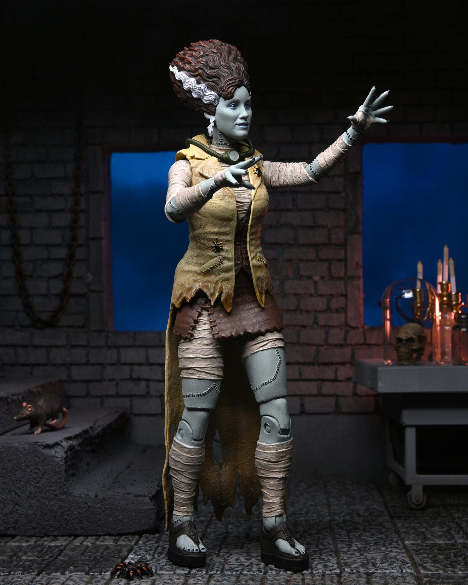 April O'Neil jako Nevěsta Frankensteina - Universal Monsters x Želvy Ninja