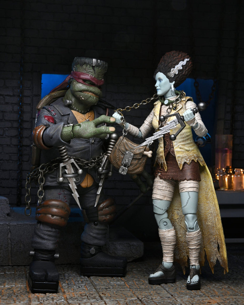 April O'Neil jako Nevěsta Frankensteina - Universal Monsters x Želvy Ninja