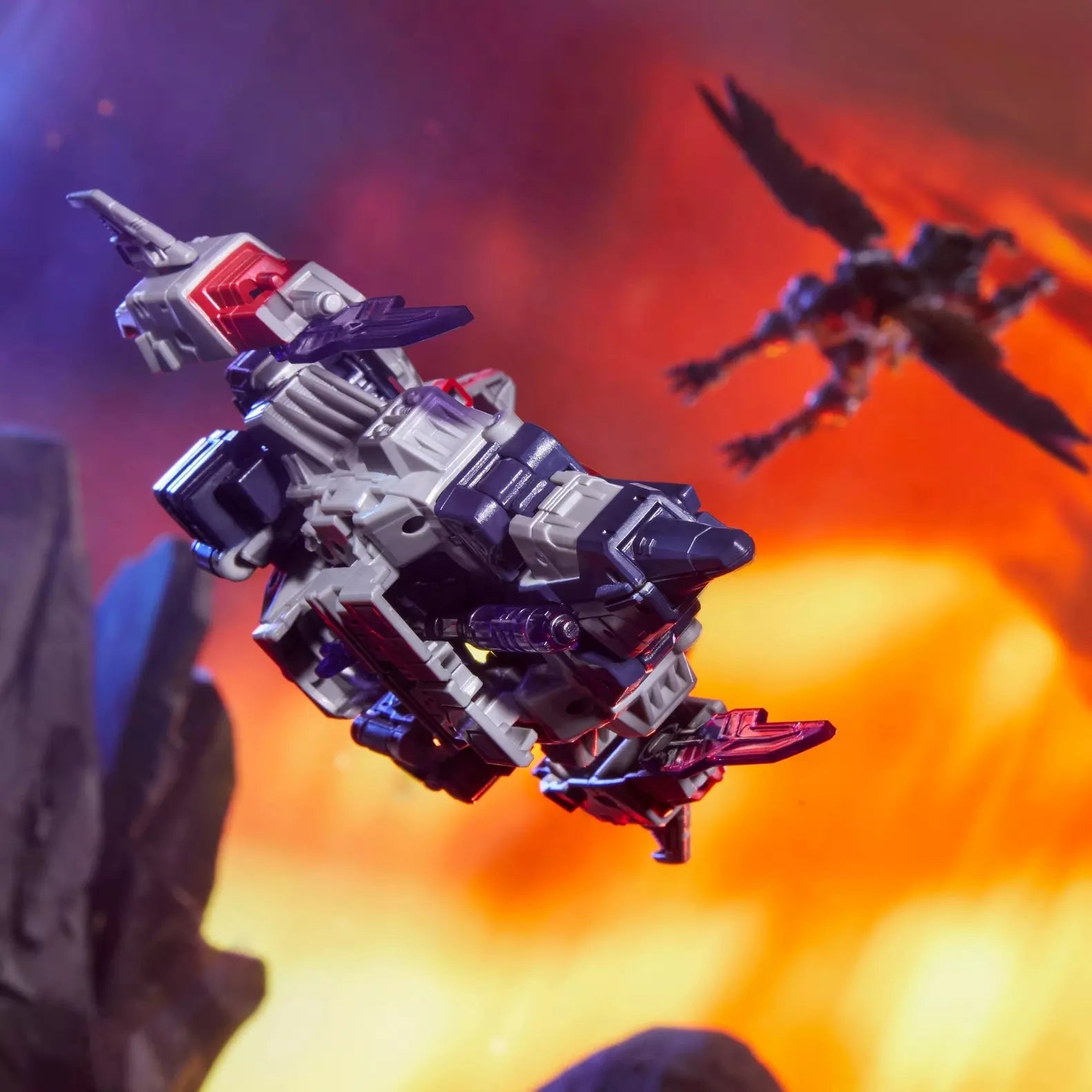 transformers-generations-legacy-united-cybertron-universe-starscream-hasbro