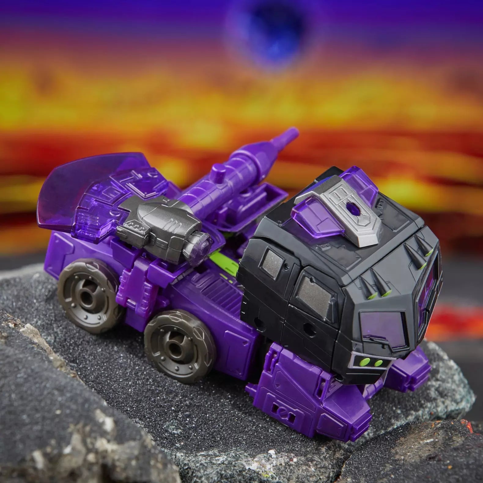 transformers generations legacy united voyageur decepticon motormaster hasbro