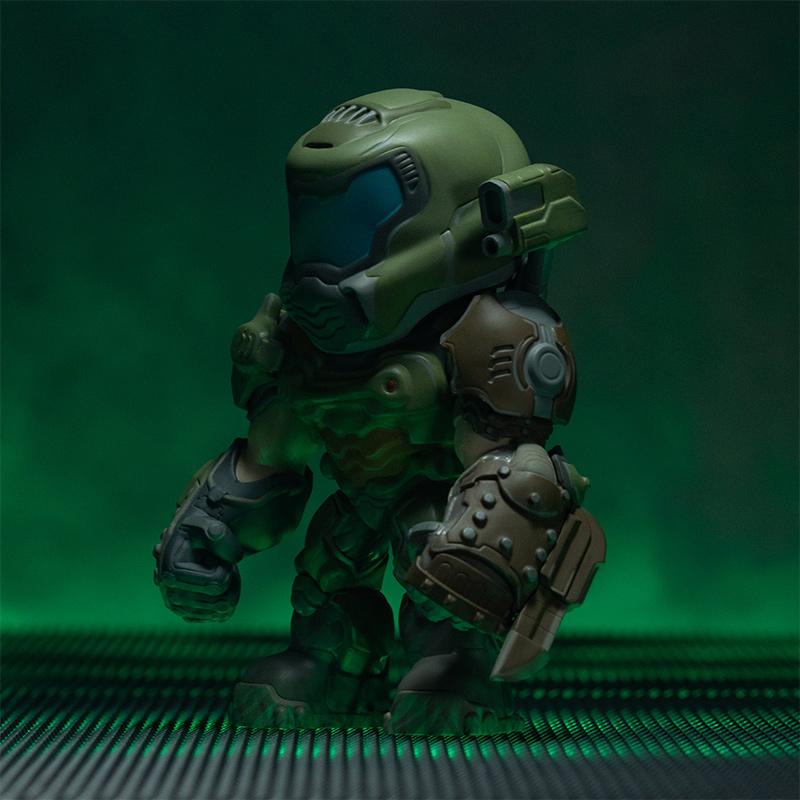 figurine-doom-slayer