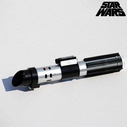 lampe-torche-sabre-laser-dark-vador