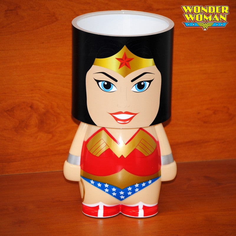lampe-wonder-woman-look-alite