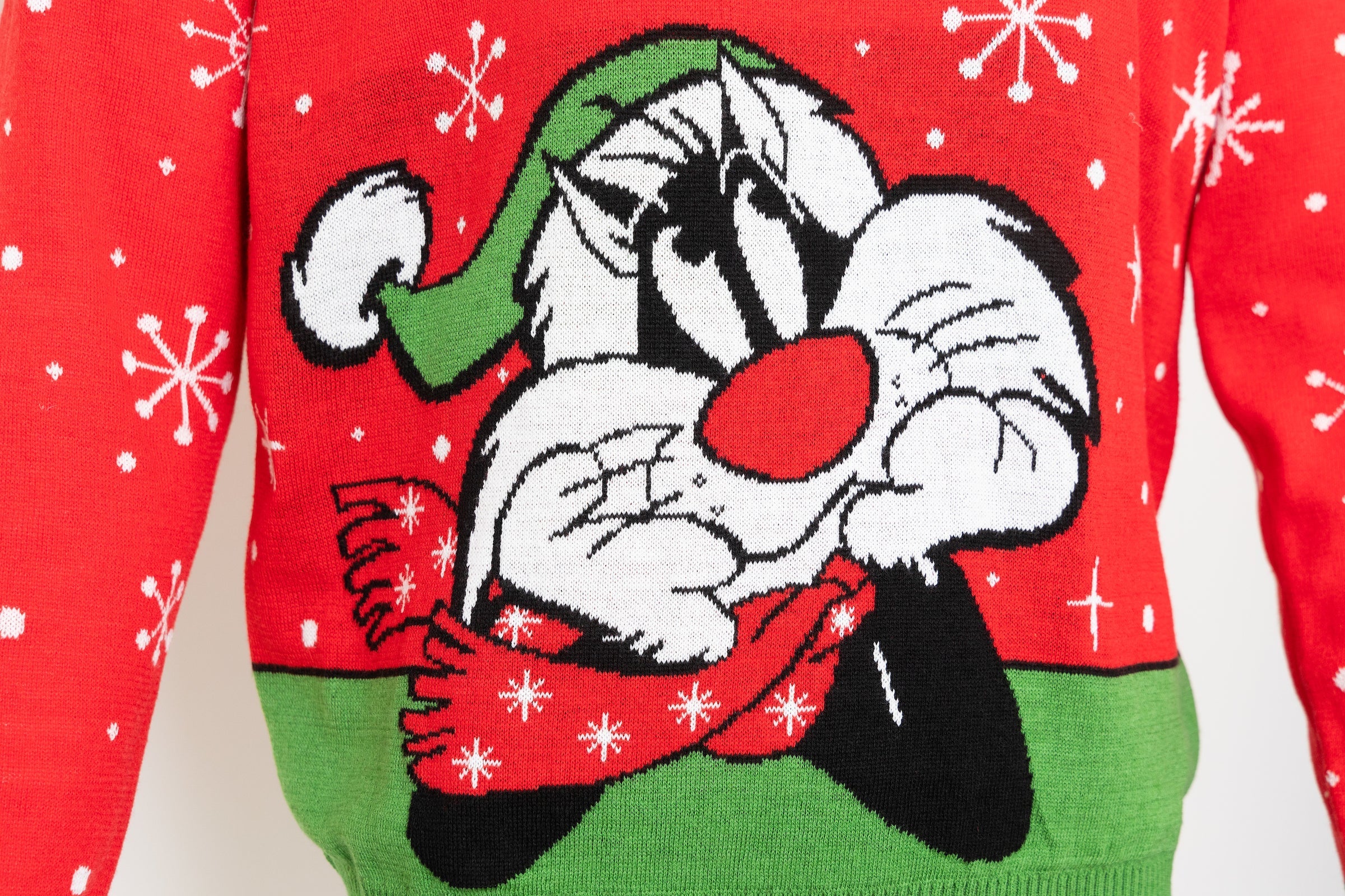 Vánoční svetr s motivem Looney Tunes