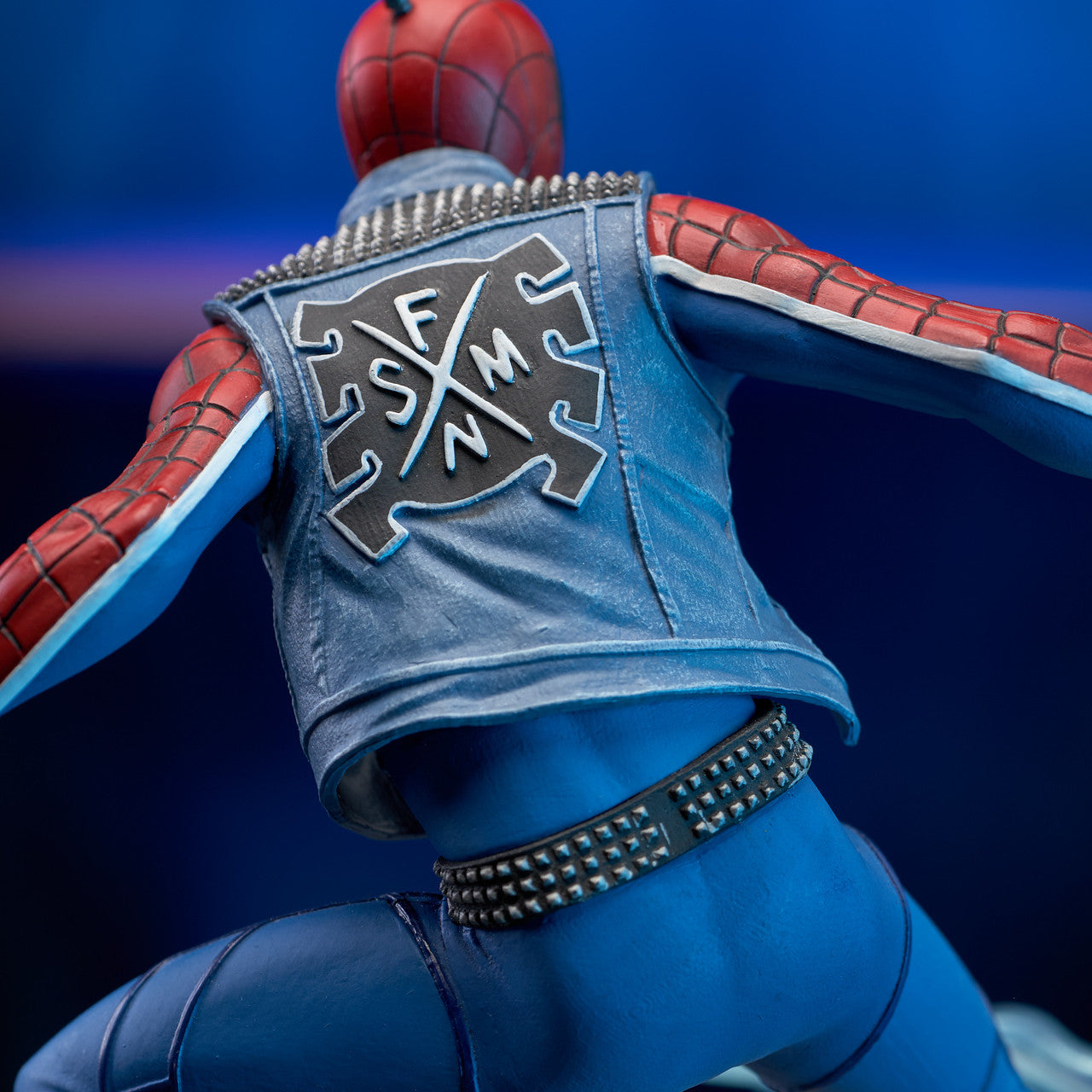 Диорама галереи Spider-Punk 