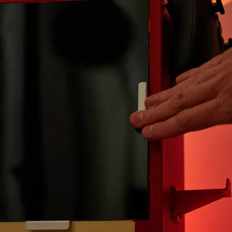 official-fallout-nuka-cola-gaming-locker-led-version-numskull