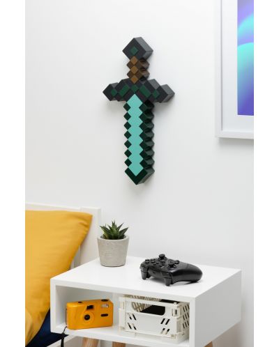 Minecraftová lampa - Diamantový meč