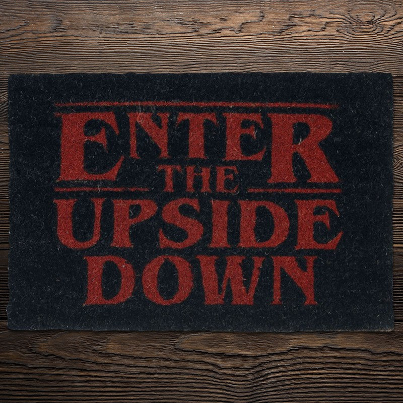 paillasson stranger things enter the upside down pyramid