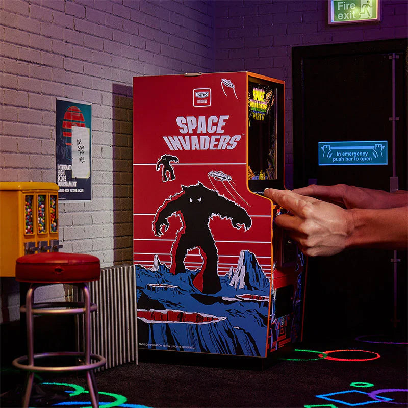 Ceturtdaļas izmēra arkādes skapis Space Invaders II daļa