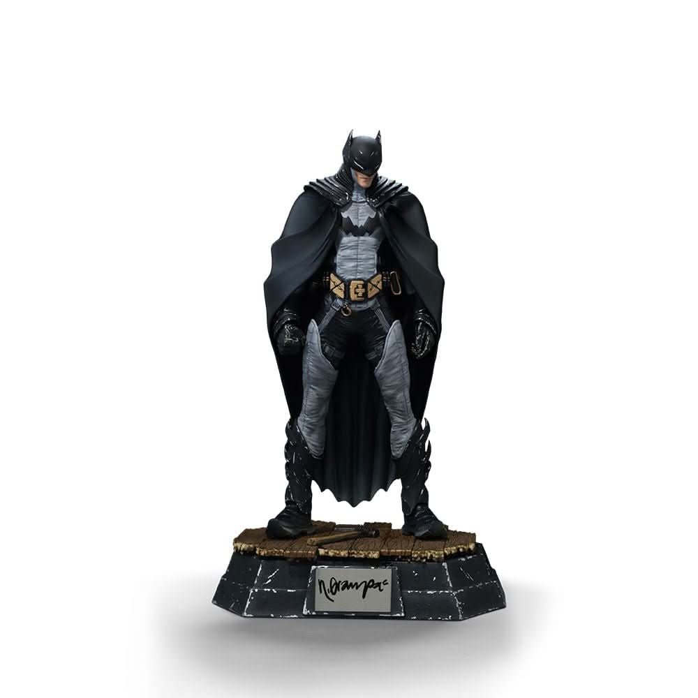 Statue Batman by Rafael Grampá (Signed Version) - DC Comics Series #9 - Art Scale 1/10
