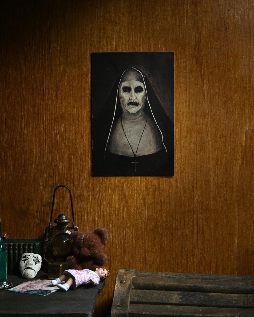 7 scale action figure ultimate valak the nun neca