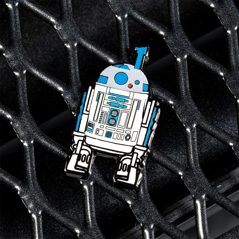 Star Wars Pin Set 1.21 – 2-1B and R2 D2 (with Sensorscope)