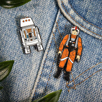 Star Wars Pin Set 1.9 – Luke Skywalker: X Wing Pilot and R5 D4