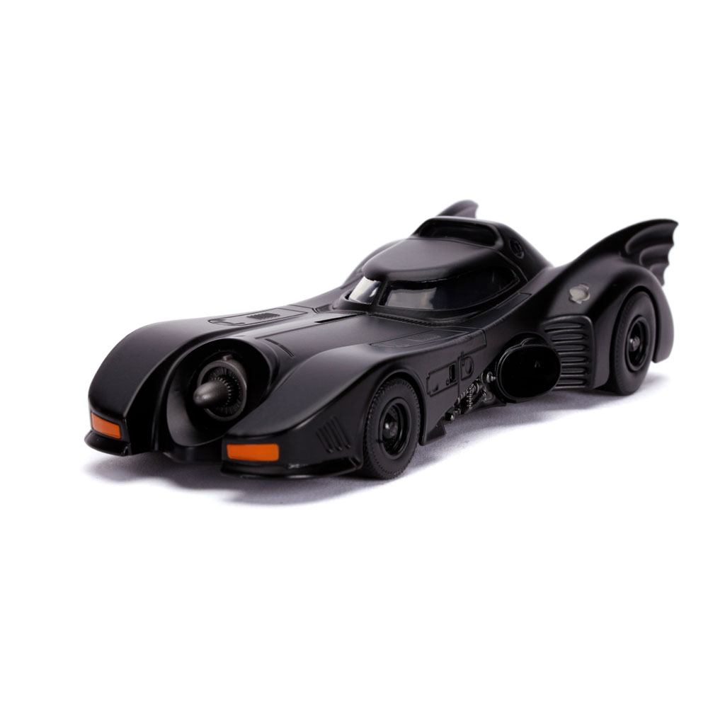 hollywood-rides-batmobile-et-batman-jada-toys
