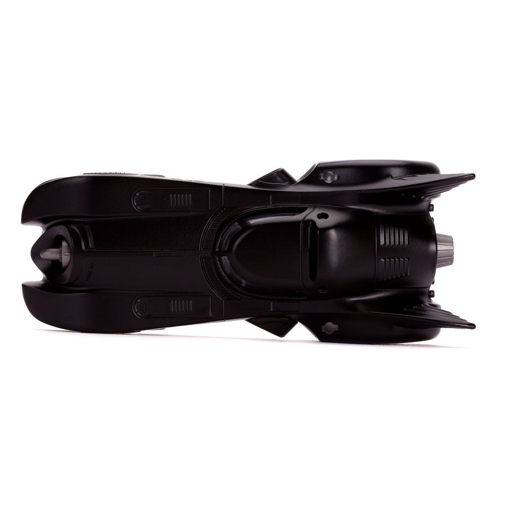 hollywood-rides-batmobile-et-batman-jada-toys