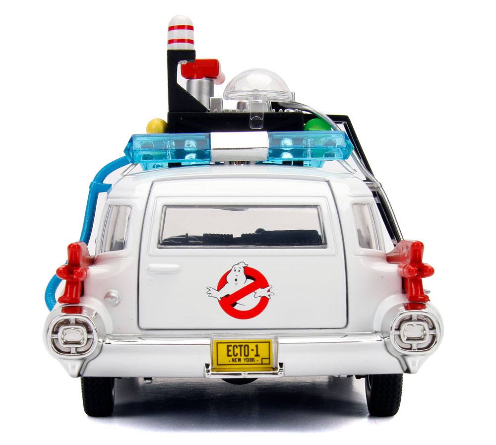 Ecto-1; 1:24